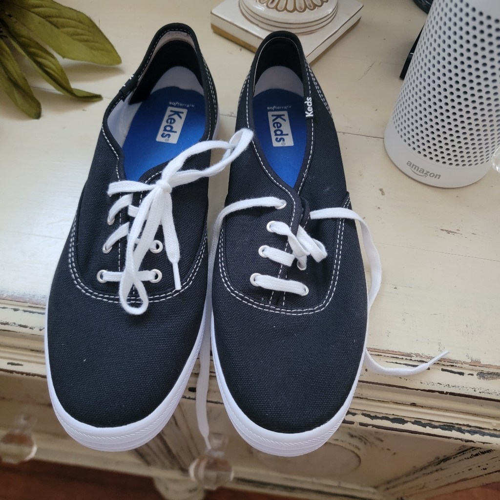 Brand New Keds Size 9